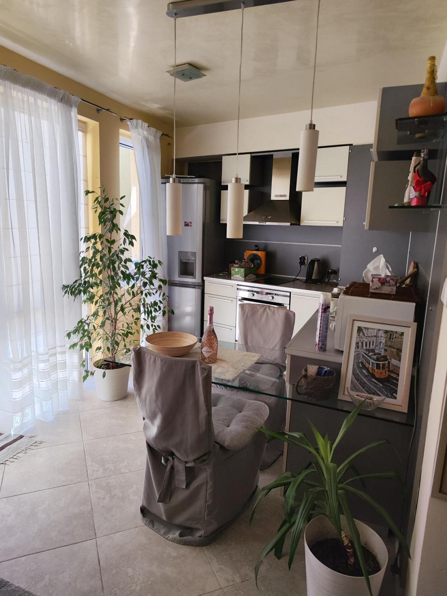 Art Apartment Kiril And Metodi Square Burgas Екстер'єр фото
