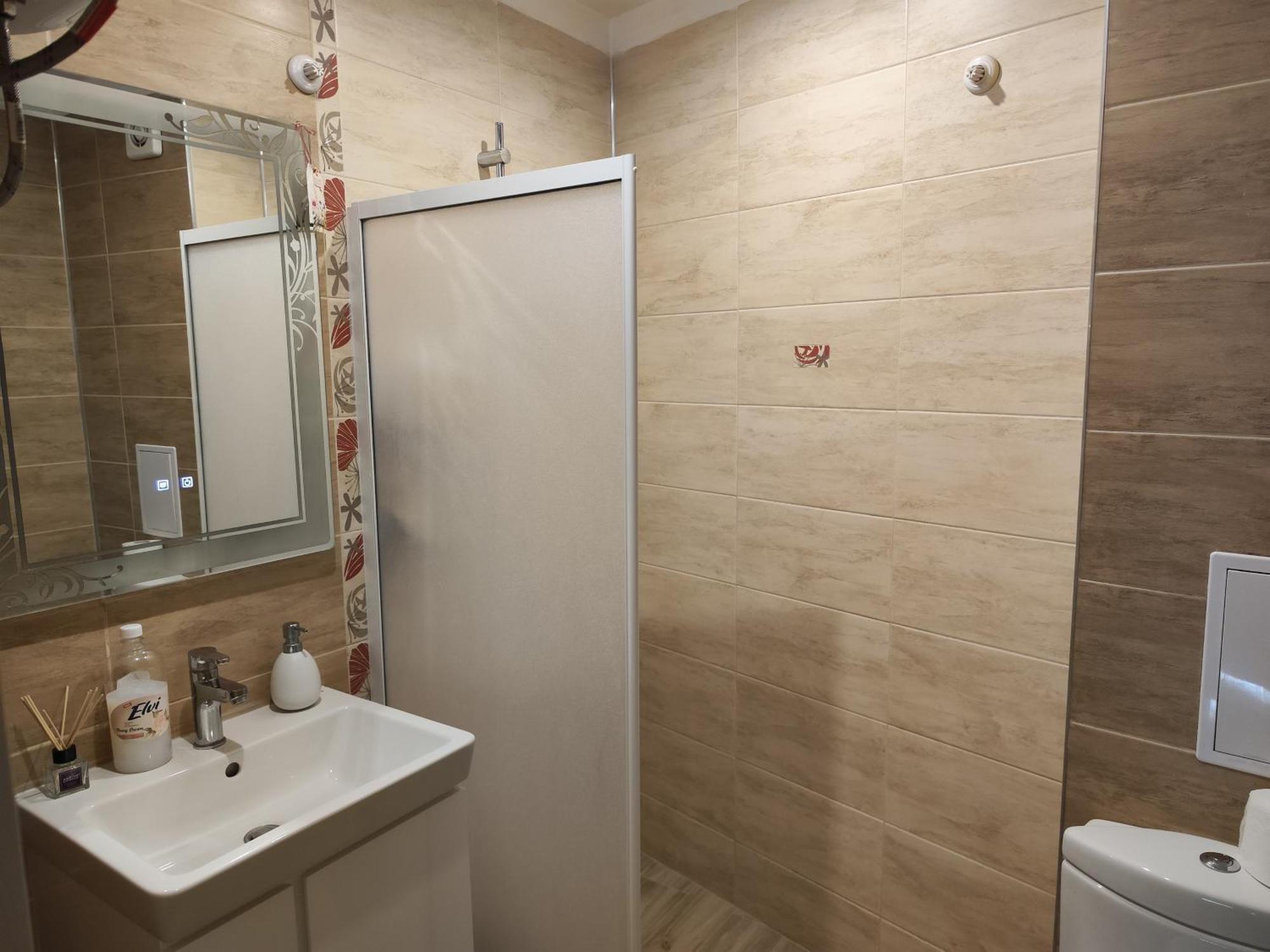 Art Apartment Kiril And Metodi Square Burgas Екстер'єр фото