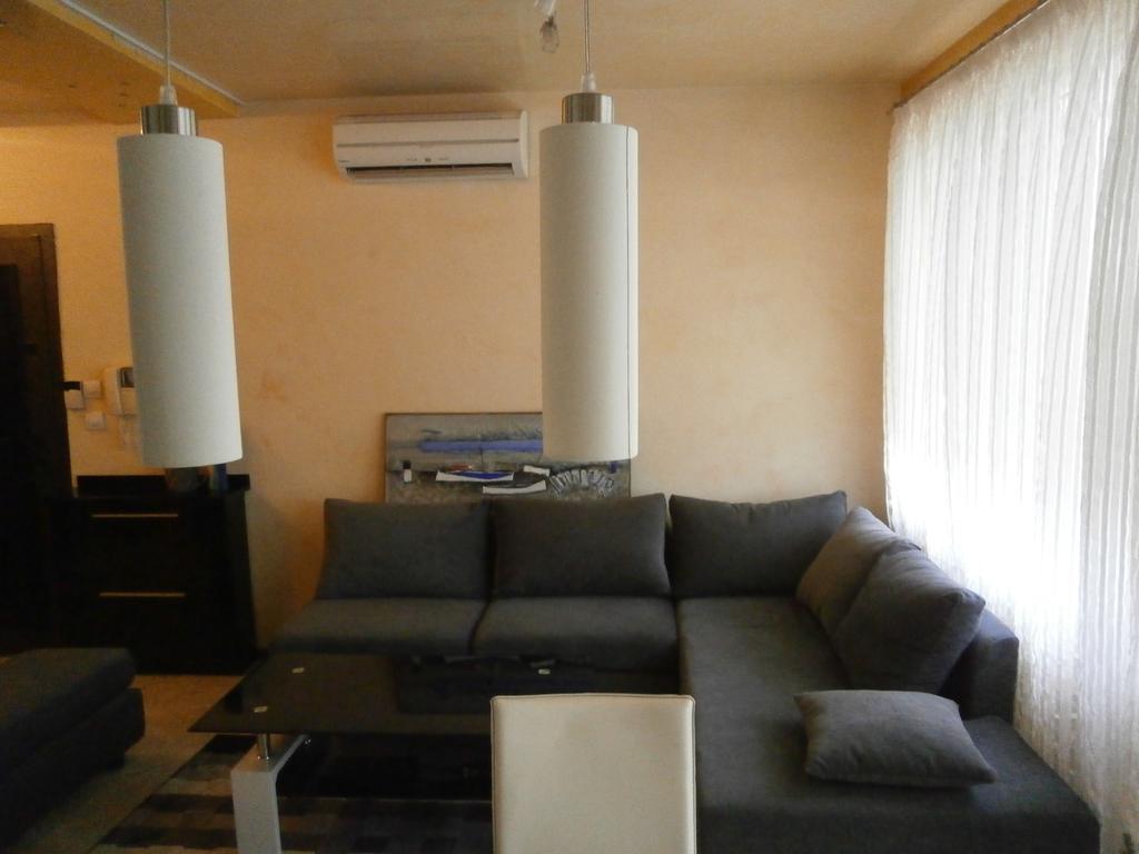 Art Apartment Kiril And Metodi Square Burgas Номер фото